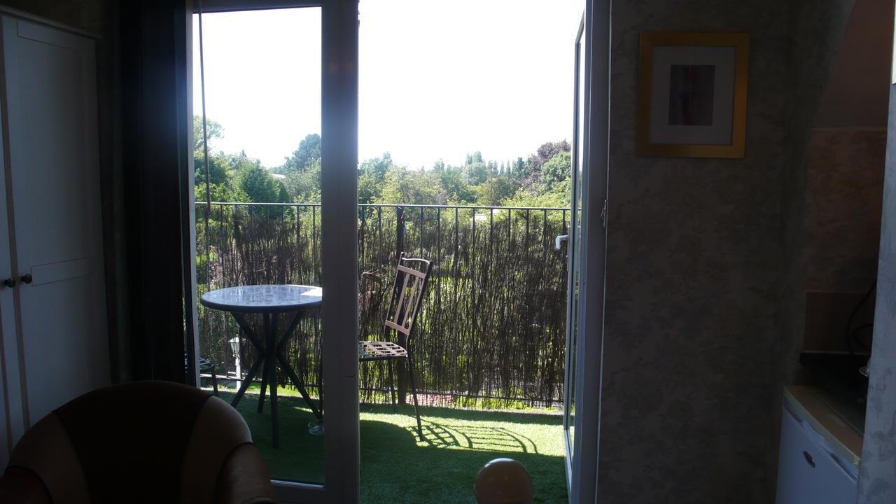 Acorn Guest House In Hull Kingston upon Hull Exterior photo